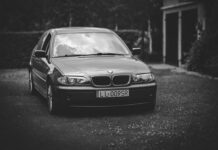 Jak rozpoznać xenon skrętny BMW?