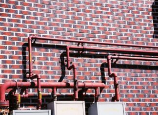 Jak odpowietrzyć pompę hydroforową?