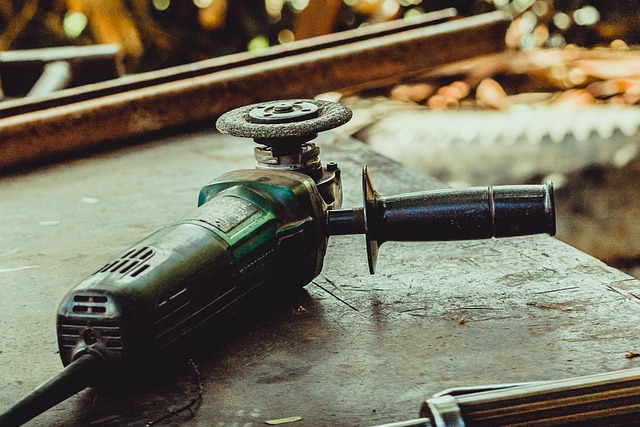 Jaka tania polerka samochodowa? Jaka tania polerka samochodowa?